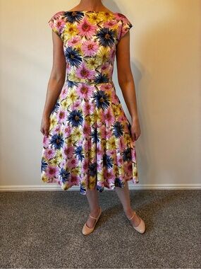 Retro Tatyana Floral Midi Dress